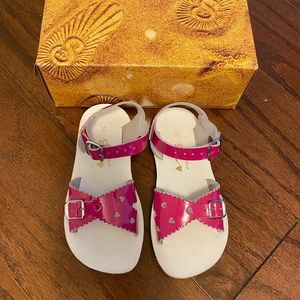 Saltwater Sweetheart Sandals